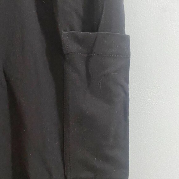 FIGS Technical Collection Men's Axim Cargo Scrub Pant - Black XL - Picture 7 of 12